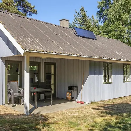Holiday home Lovely In Aakirkeby With Kitchen