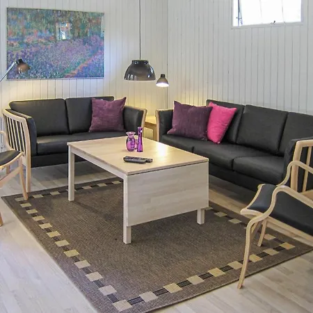Lovely In Aakirkeby With Kitchen * Vester Somarken